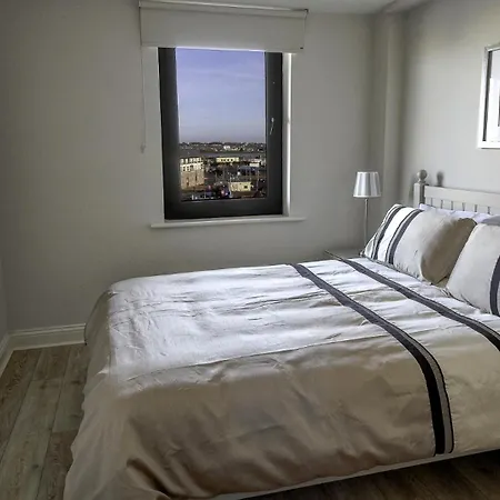 Appartement Dockside Penthouse - Free Parking