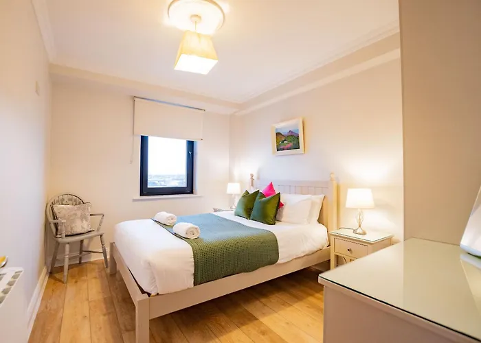 Dockside Penthouse - Free Parking Appartamento Galway