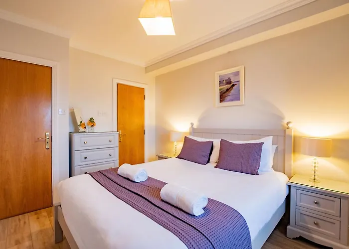 Dockside Penthouse - Free Parking Galway