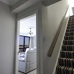 Dockside Penthouse - Free Parking Appartement