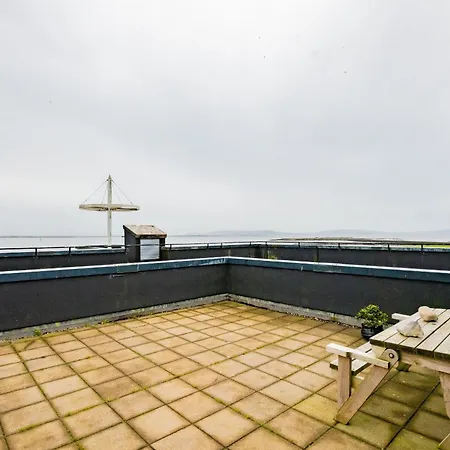 Apartment Dockside Penthouse - Free Parking