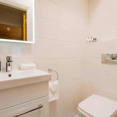 Dockside Penthouse - Free Parking