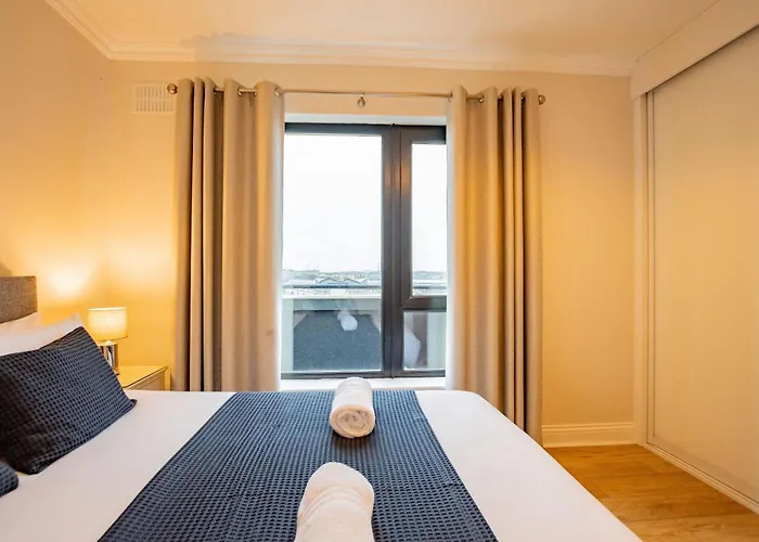 Dockside Penthouse - Free Parking Lejlighed *