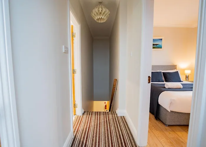 Dockside Penthouse - Free Parking Lejlighed *