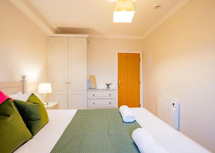 Dockside Penthouse - Free Parking Lejlighed *