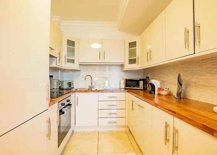 Dockside Penthouse - Free Parking Lejlighed *