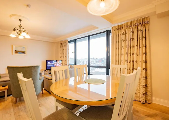 Dockside Penthouse - Free Parking Lägenhet