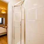 Dockside Penthouse - Free Parking Galway