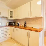 Dockside Penthouse - Free Parking Apartmán